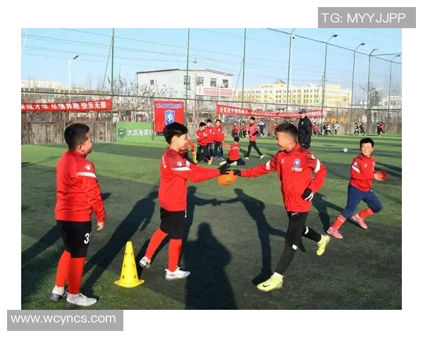 中国足球未来之星崛起之路探索与展望